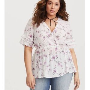 Torrid Ruffle Crossover Short Sleeve Faux Wrap Floral Blouse Size 1x